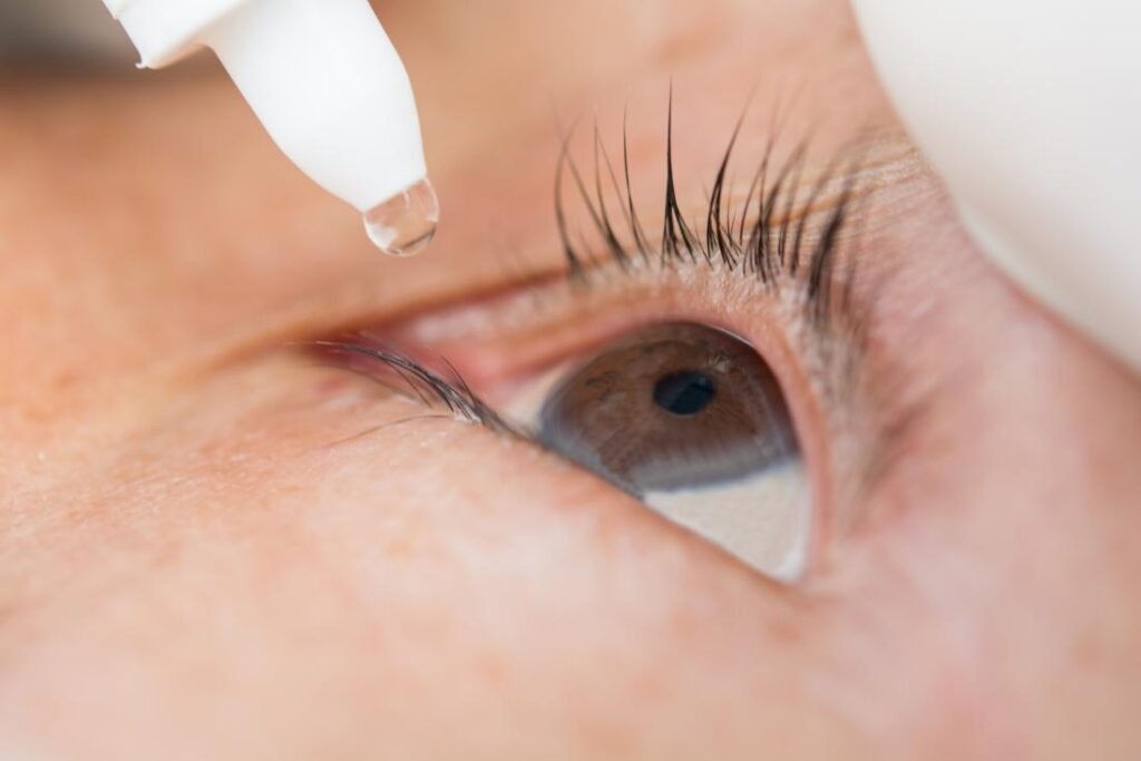 Traditional vs. Modern Approaches to Blepharitis Treatment