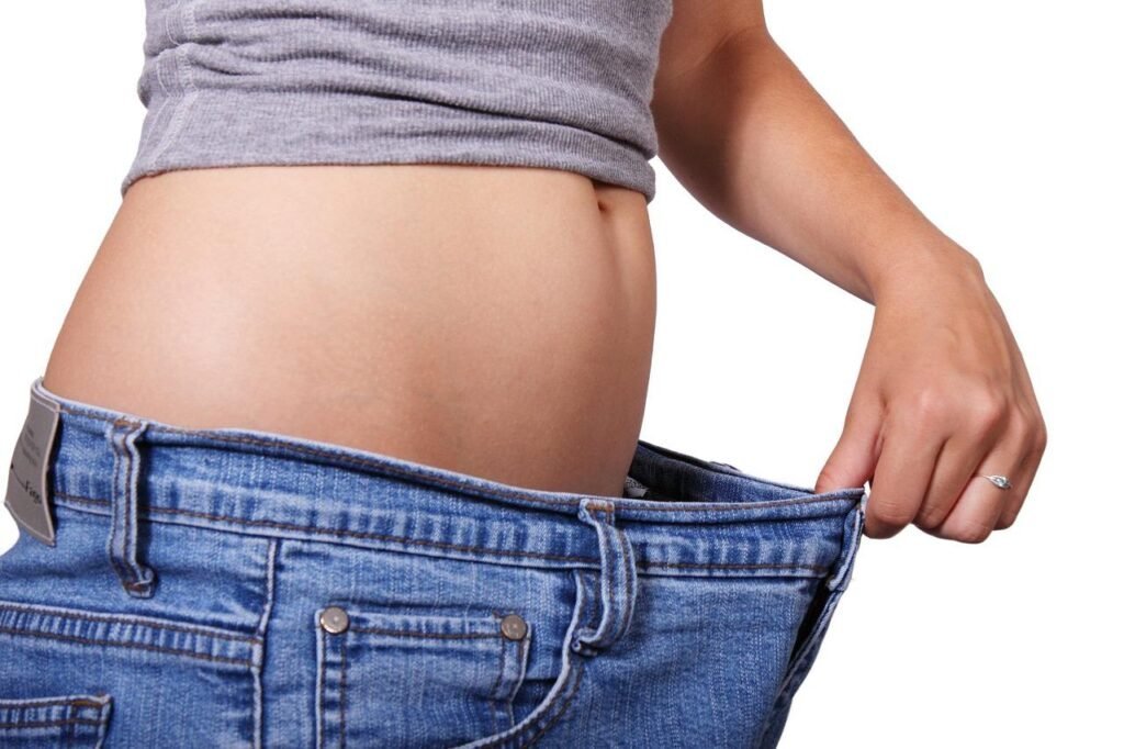 Debunking Myths About Flat Stomachs: Fitness, Diet & Reality